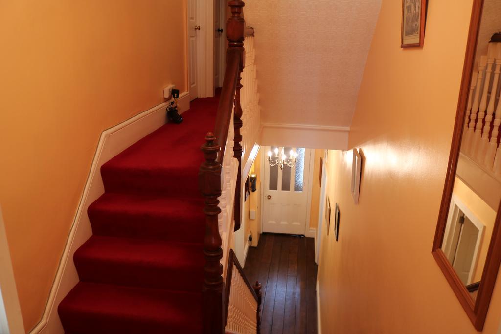 Norfolk Guest House Бристоль Экстерьер фото
